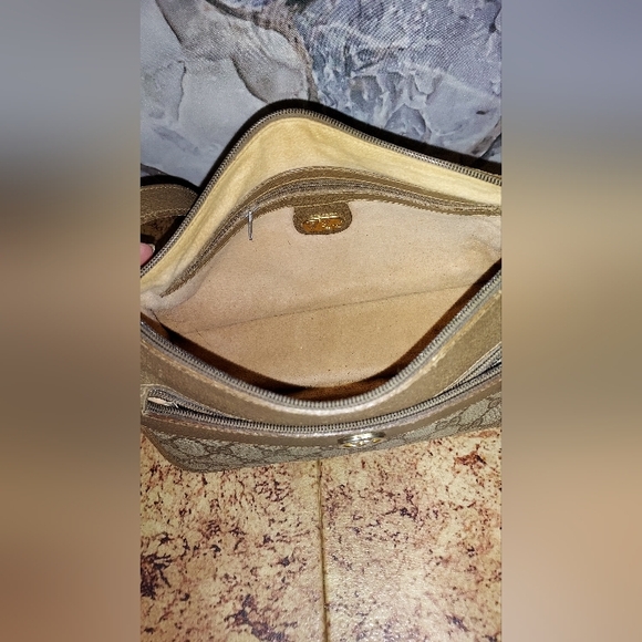 Vintage Gucci GG Monogram Supreme Crossbody Shoulder Handbag - Picture 11 of 13